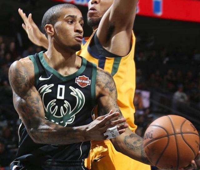 他在多个赛 他在多个赛